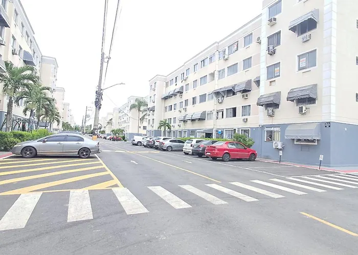 Aluguéis de temporada: Ape Unifa-Esslog Condominio Com Estacionamento